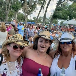 Meet your Posher, Stacey